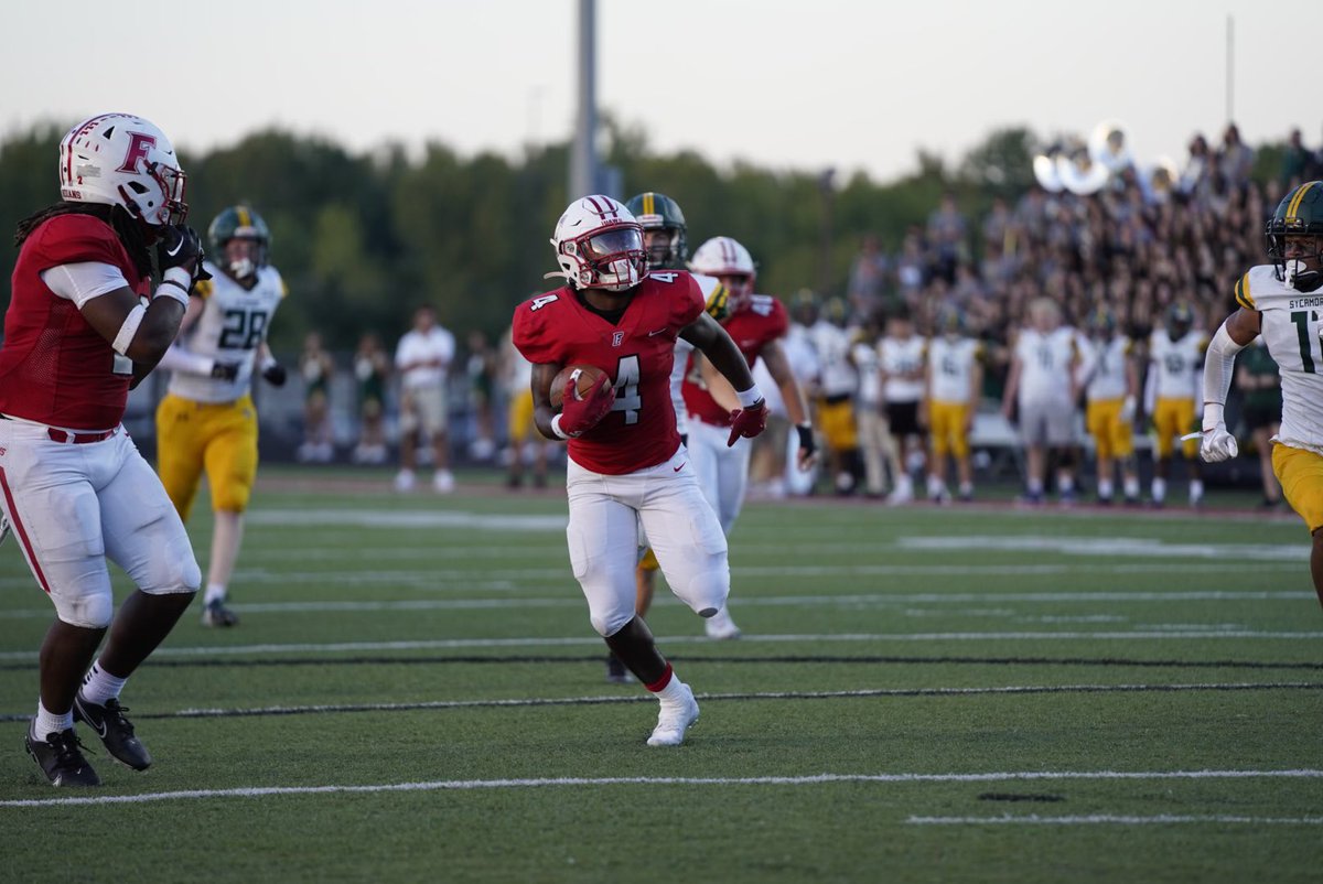 fcsdathletics's tweet photo. Touchdowns for Love and Jackson makes it…
Fairfield 20
Sycamore 0
6:29 Second Quarter https://t.co/MxBCcTHQyA