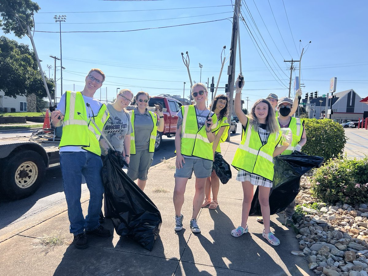 MSUStaffSenate's tweet photo. Staff Senate Adopt-A-Street success! #GoBears https://t.co/fmzGKn71jK