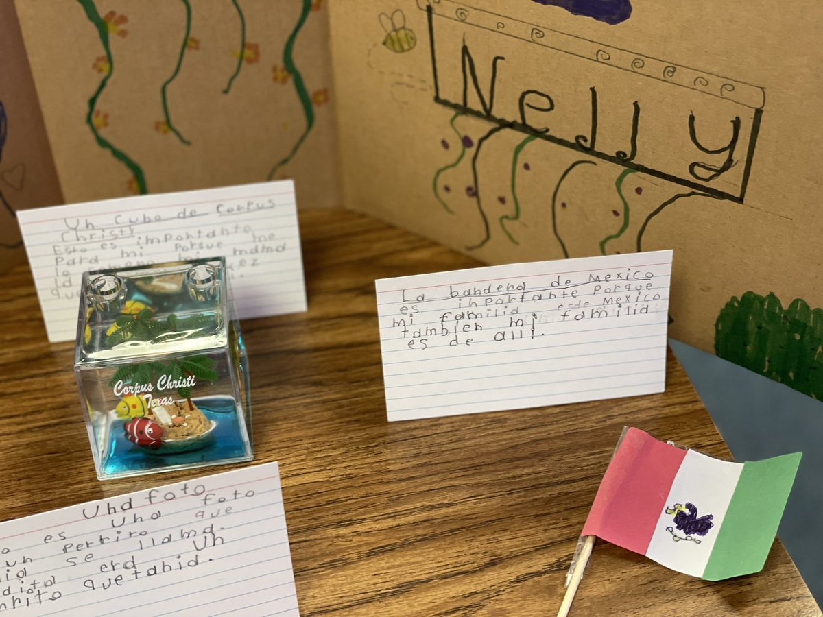 creativity_hive's tweet photo. @AprilNilson3 &amp; I learned so much about our 4th grade students today when we attended their #MyMuseum presentations! THANK YOU for the invitation @cshialer &amp; Mr Macegoza! @WeAreBerkmanPTA @nancy_ag2000 @RoundRockISD @Enrich_RRISD @HafedhAzaiez #ProudToBeAi🐝 https://t.co/Ce8logv1Bv