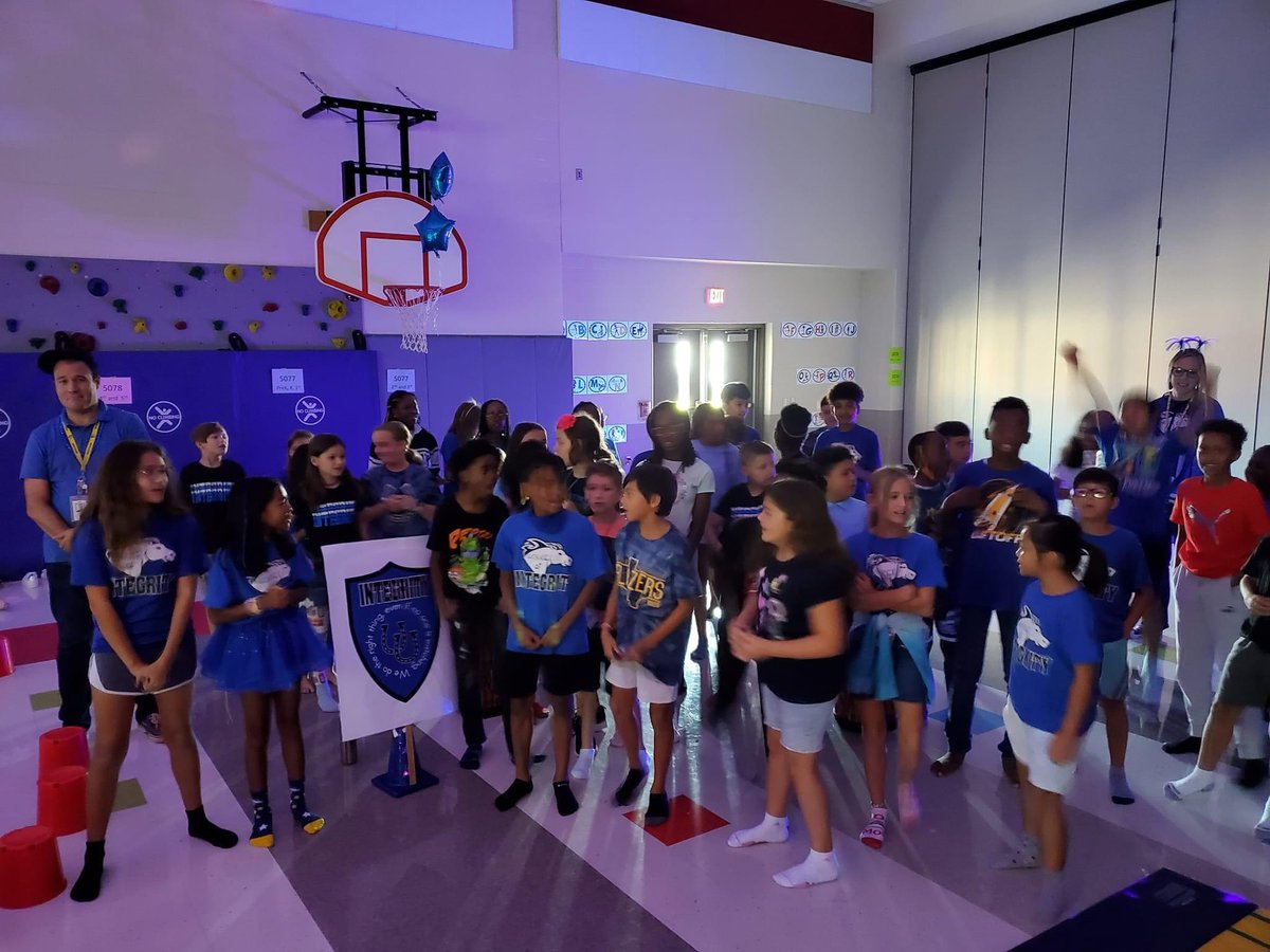 Slide day at Bentley is always the best!!! #bettertogetheratbentley <a href="/LamarCISD/">Lamar CISD</a>