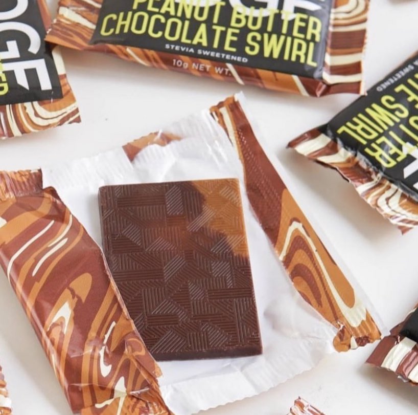 EdgeChocolate's tweet photo. Guilt-free snacking in the form of tasty chocolate🥰

Try our Edge Chocolate Mini Bars — the link is in our bio #edgechocolate #ketochocolate #lowcarbsnacks https://t.co/vPMRD8qvfQ