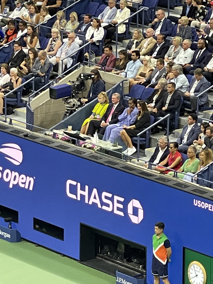 RamirezJeanine's tweet photo. Michelle Obama in the house! @usopen #GoTiafoe 🎾 https://t.co/kMOCS42w5g