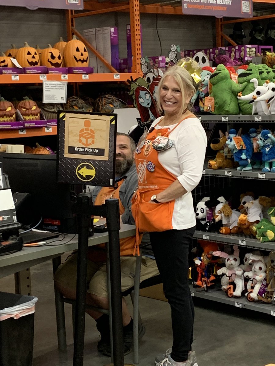 Scotti Townsend (@sdb923) on Twitter photo Golden Apron Winner #0145 we are super excited and proud of our very own Gracie!! Very well deserved! You are amazing. @KyleBak02560006 #vickykeisler <a href="/hollytate122/">Holly Tate</a> Golden Apron Winner #0145 we are super excited and proud of our very own Gracie!! Very well deserved! You are amazing. @KyleBak02560006 #vickykeisler <a href="/hollytate122/">Holly Tate</a>