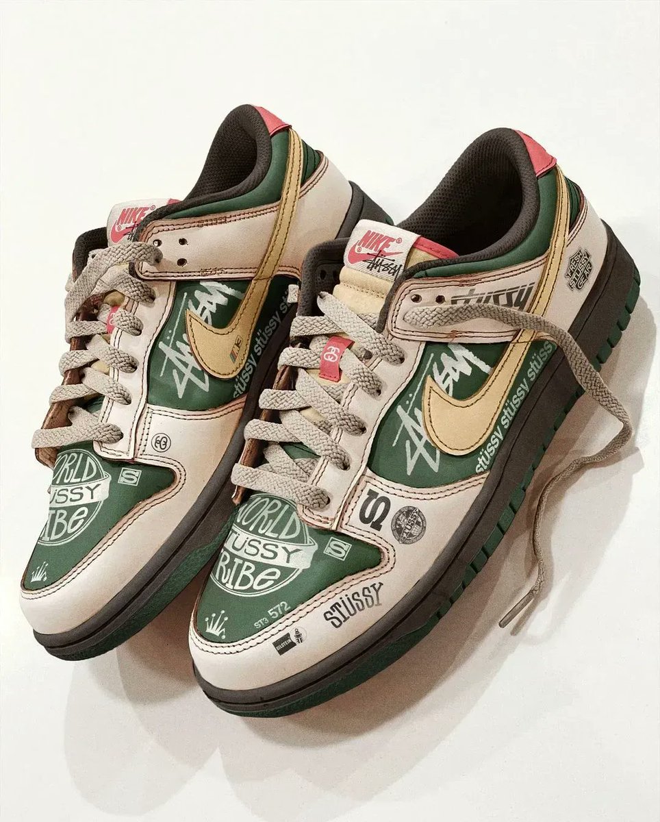 JustFreshKicks's tweet image. Nike Dunk Low "Stüssy Beemer" concepts. Cop or Pass? 🏔