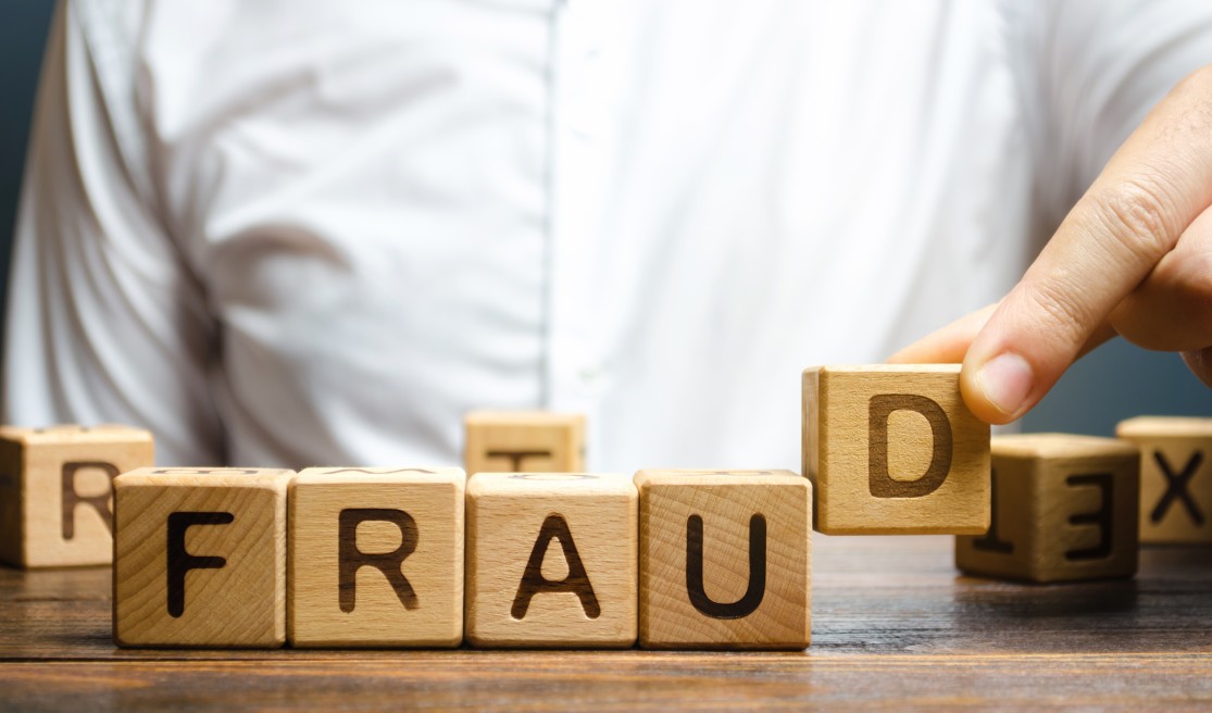 OHInsurance's tweet photo. #DYK... Insurance fraud has a $308.6 billion annual cost to U.S. consumers and businesses, according to the Coalition Against Insurance Fraud.
Help stop fraudsters in their tracks! Report it here: https://t.co/FGbjLkXWod
#FraudFactFriday #ReportFraud https://t.co/H73MBJB5hl