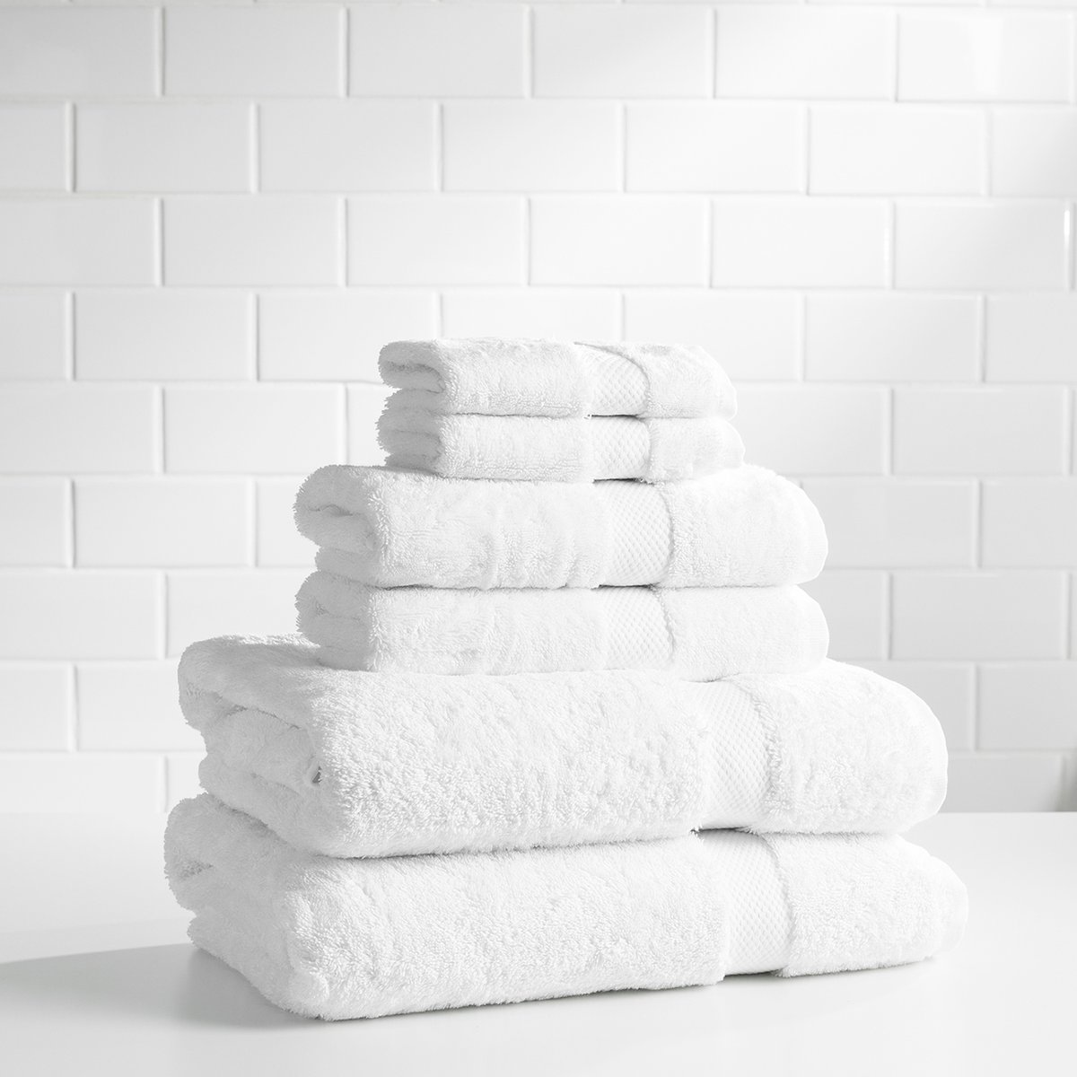 SobelatHome's tweet photo. NEW MARKDOWNS up to 75% OFF ⛱⁠  End of Summer Clearance Sale!
⁠
Visit our newly opened Clearance department for up to 75% off. 
⁠
https://t.co/F7X17qroqU 🛏️  click below or the link in our bio. ⁠
https://t.co/H9NWhwLDxQ https://t.co/Vv8Mvx5gH5