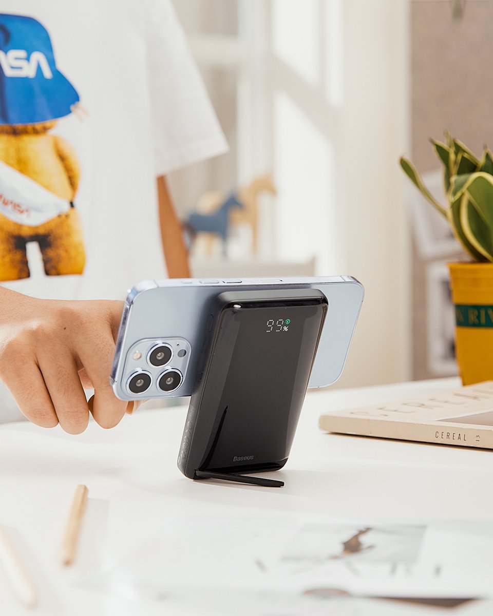 Baseus_Global's tweet photo. Fold out kickstand to get the perfect viewing angle and keep the moment uninterrupted by piggybacking the #Baseusmegattach power bank on your phone
Shop Now๐ฅณ: https://t.co/hqVVxOKa06 https://t.co/Dj6HCz1A7x