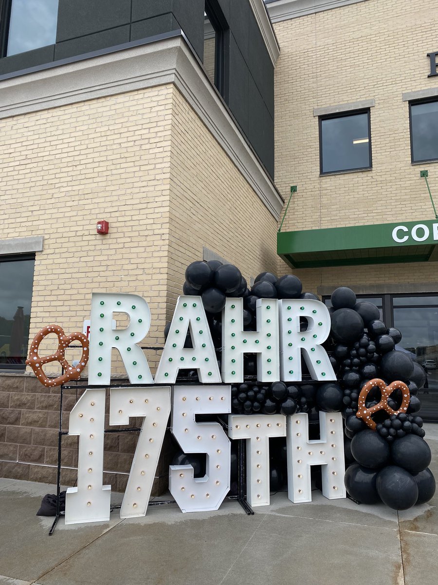 mksrush's tweet photo. Had an incredible time today celebrating @rahr_malt’s 175th anniversary and touring their impressive facilities! Cheers to more success to come 🍻 https://t.co/7xXNZvDchc