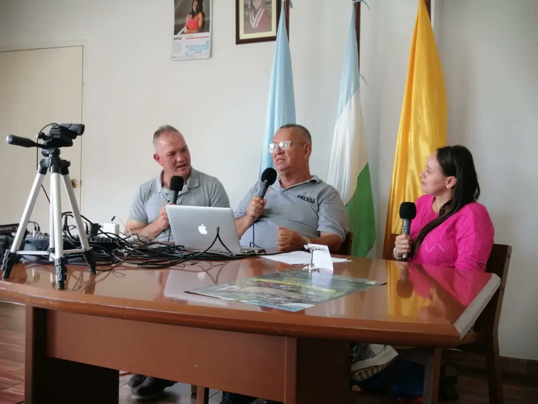 AlcaldiaCairo's tweet photo. Le contamos a nuestra comunidad lo que hemos hecho durante la actual administración en cabeza del señor Alcalde Alfonso Aristizábal Gómez, gracias A Doney Madrigal Gallo y su noticiero La Voz Del Norte. https://t.co/RXkkIcIyka