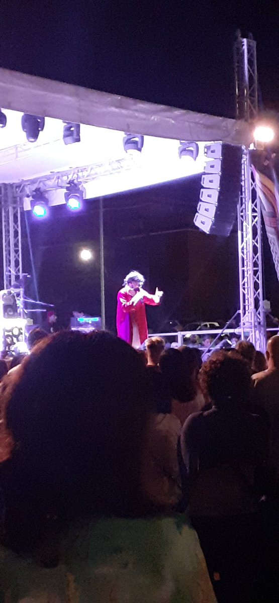 ariannagrassi78's tweet photo. Un serata di fine estate con la @SignoraGilda , per un po' te fa passa' tutti i pensieri... ❤ https://t.co/iAHp5mmKzg