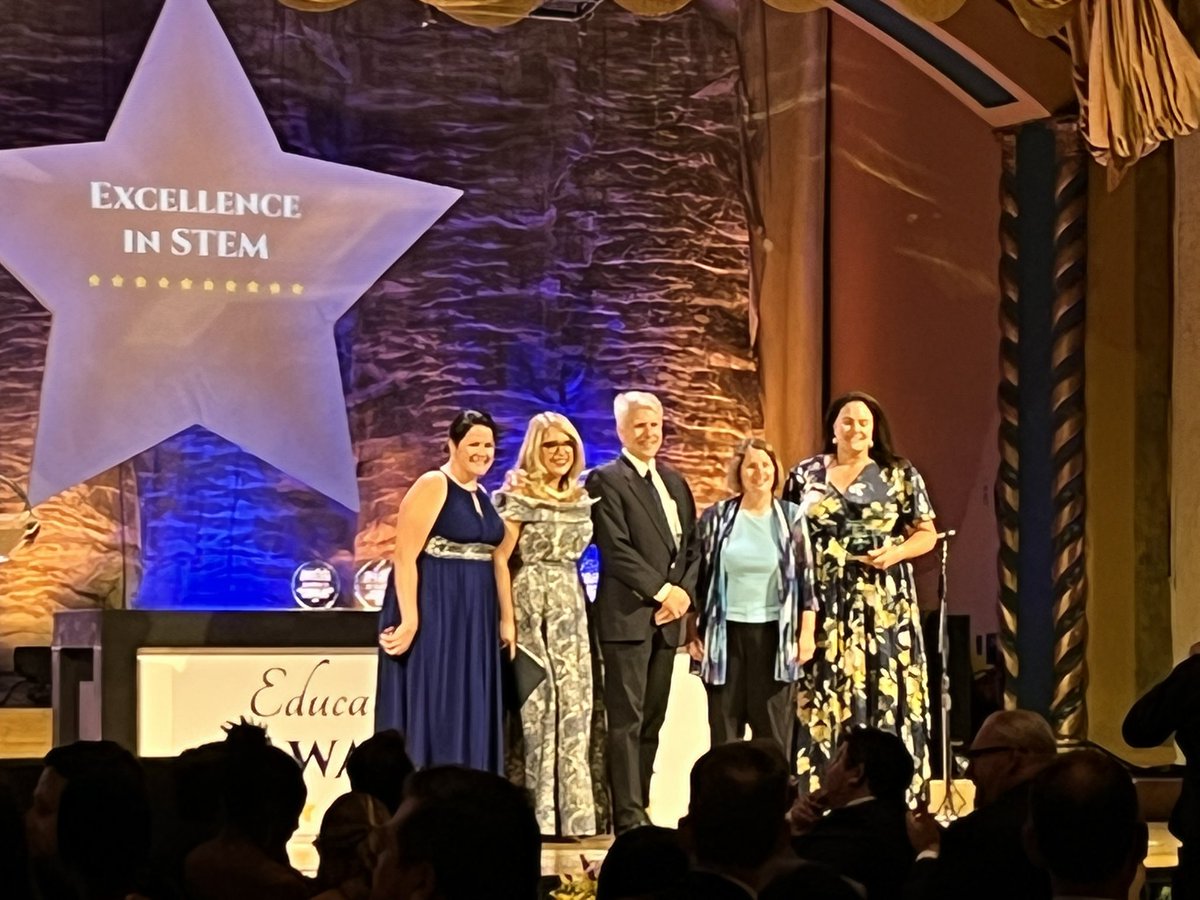 wlcscrdp's tweet photo. Congratulations to @WL_RDP for receiving the IDOE Excellence in STEM Award tonight at the inaugural Educational Excellence Awards Gala. We have great teachers &amp; this award reflects the efforts of our teachers across the district! https://t.co/zGvwYDjNZA