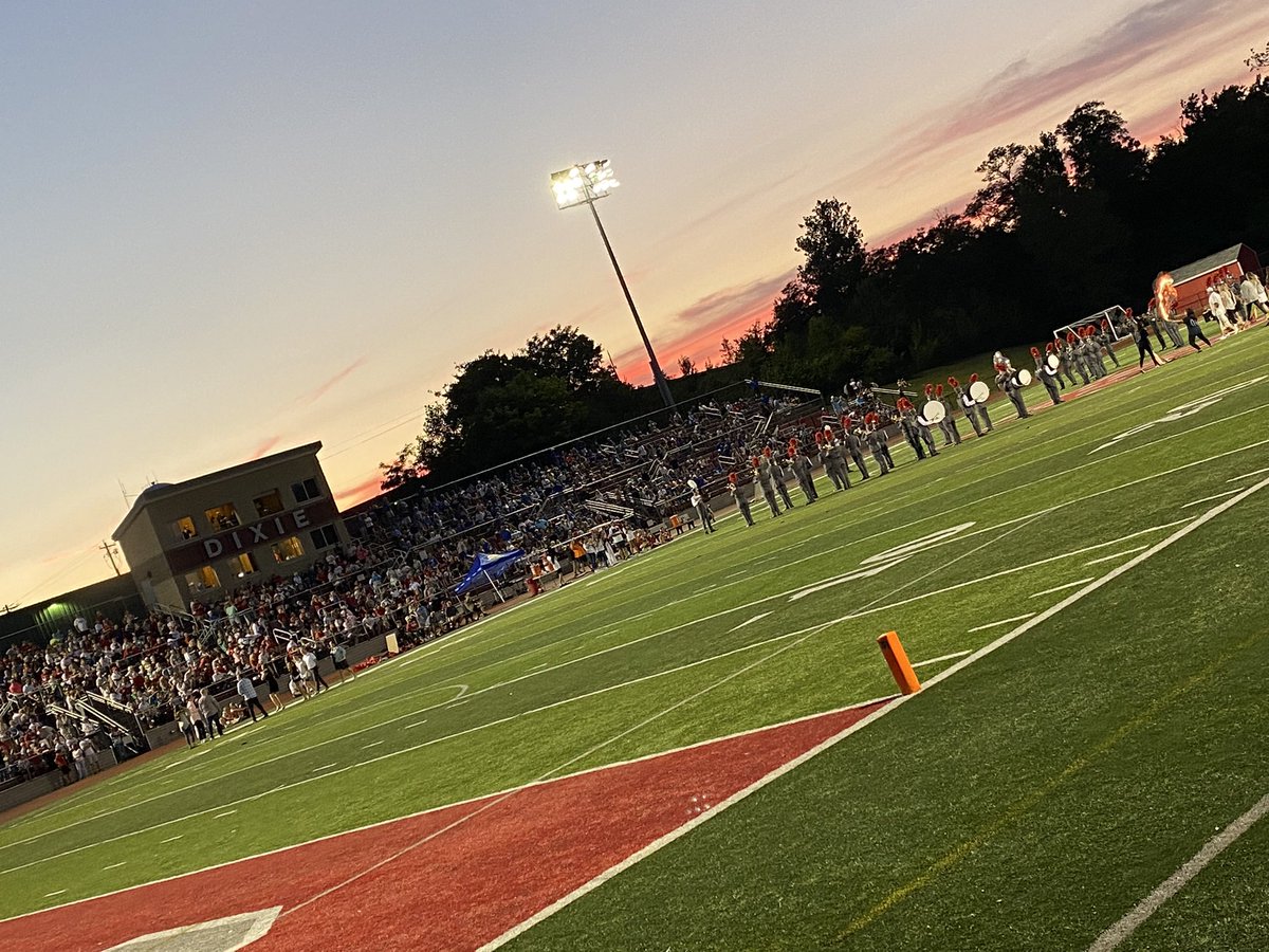 KCSDisRBTL's tweet photo. Great night for @DixieHeightsHS Homecoming. https://t.co/vqqWxNIgI0