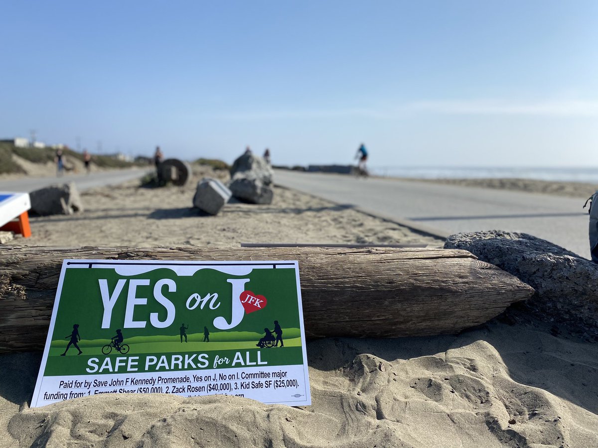 SafeParksForAll's tweet photo. We’re out on the @GreatHwyPark talking to voters about Yes on J and No on I!

Rumor has it @D4GordonMar will be making an appearance too! https://t.co/1vTj5j5Ev1