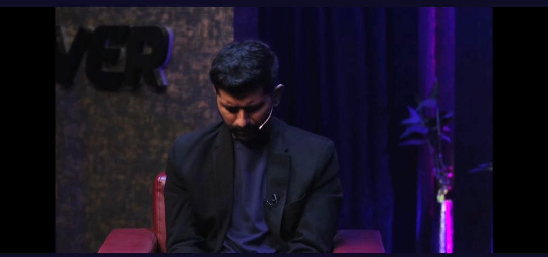 Vinit_Bhamare's tweet photo. I used to watch his videos once upon a time which used to come randomly in my suggestions, but I have never seen this man like that. He was always enthusiastic and full of motivation #SaveShwetabhGangawar #sandeepmaheshwari #prakharkepravachan https://t.co/xzCxo1NxBg