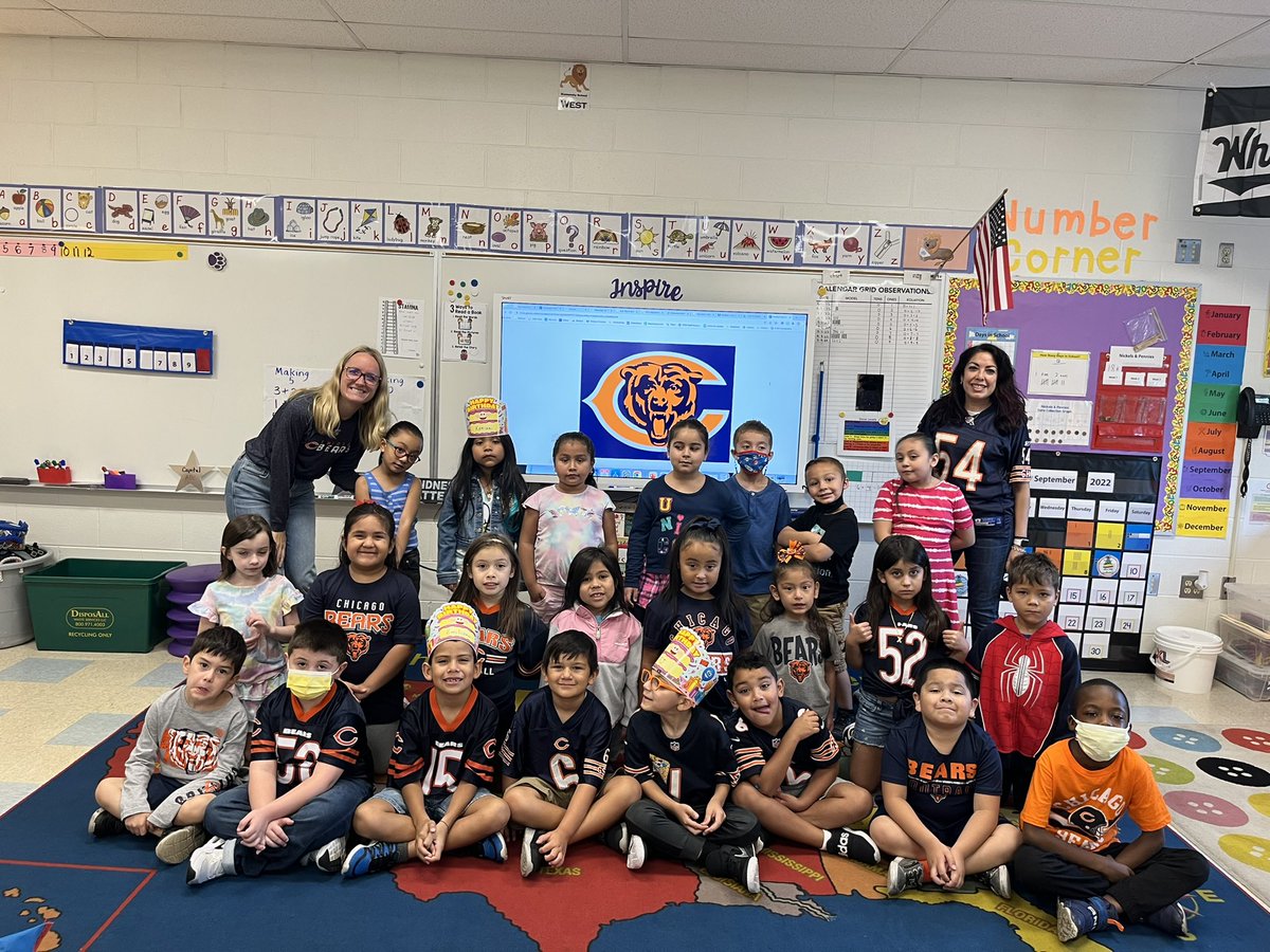 Mrs.Buhrke (@briannaheidema) on Twitter photo 1MB was all ready for our first school spirt day. Go Bears! (We also learned about the !) We love the !’s! #d100inspires #komenskylionpride <a href="/KomenskyLions/">Komensky School</a> <a href="/CCTejas/">Diana Medina</a> 1MB was all ready for our first school spirt day. Go Bears! (We also learned about the !) We love the !’s! #d100inspires #komenskylionpride <a href="/KomenskyLions/">Komensky School</a> <a href="/CCTejas/">Diana Medina</a>