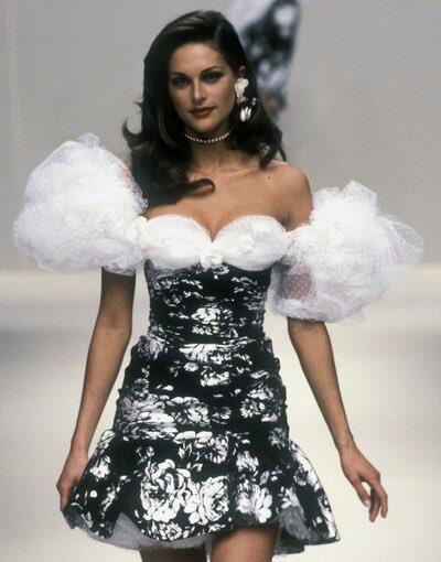 bysondos's tweet photo. Emanuel Ungaro 1995 https://t.co/IBKXCkHqlu