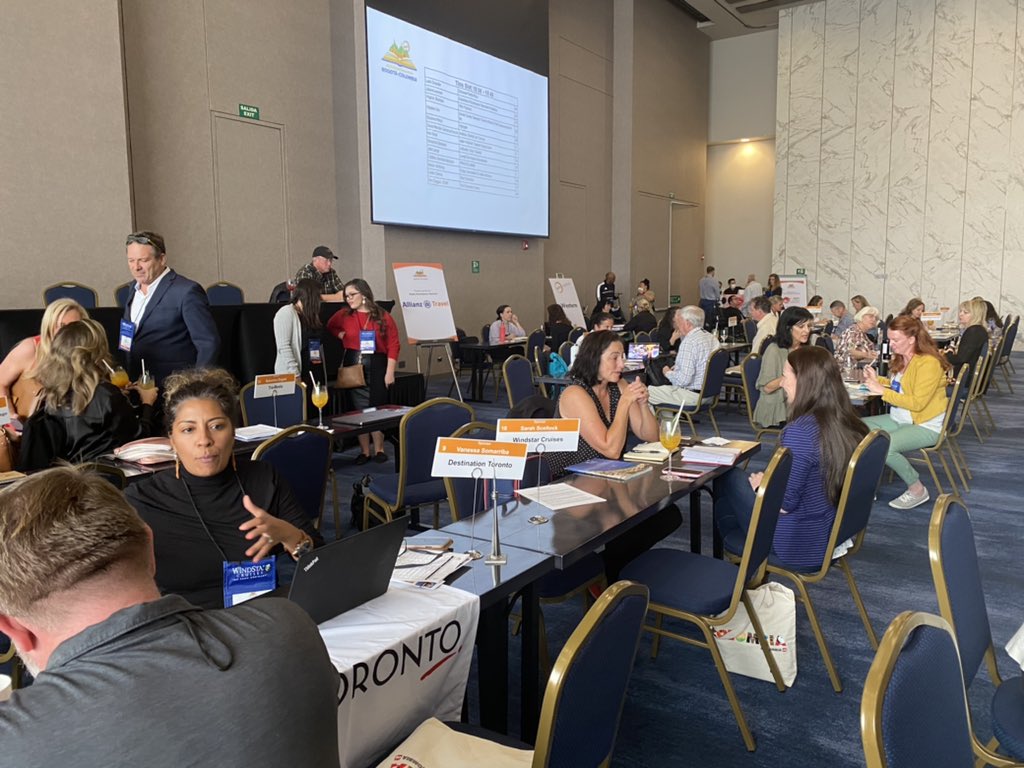 I just had sixteen speed pitching appointments at the @satw 2022 Annual Convention in Bogotá, Colombia. 🇨🇴

There’s 262 attendees including associates, digital publishers, freelancers and editors.

#satw #seeyouinbogota #SATWBOGOTA
#visitcolombia
@colombia_travel