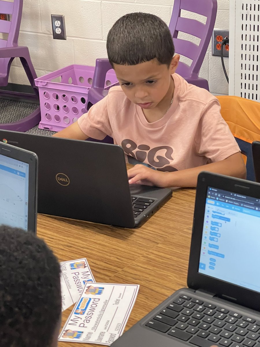 allkidseveryday's tweet image. Coach J @k5csintegration made me feel like I was doing something right today with my @scratch unit &amp;amp; CS integration! ⭐️ @SEstarsR2 #CSinSC