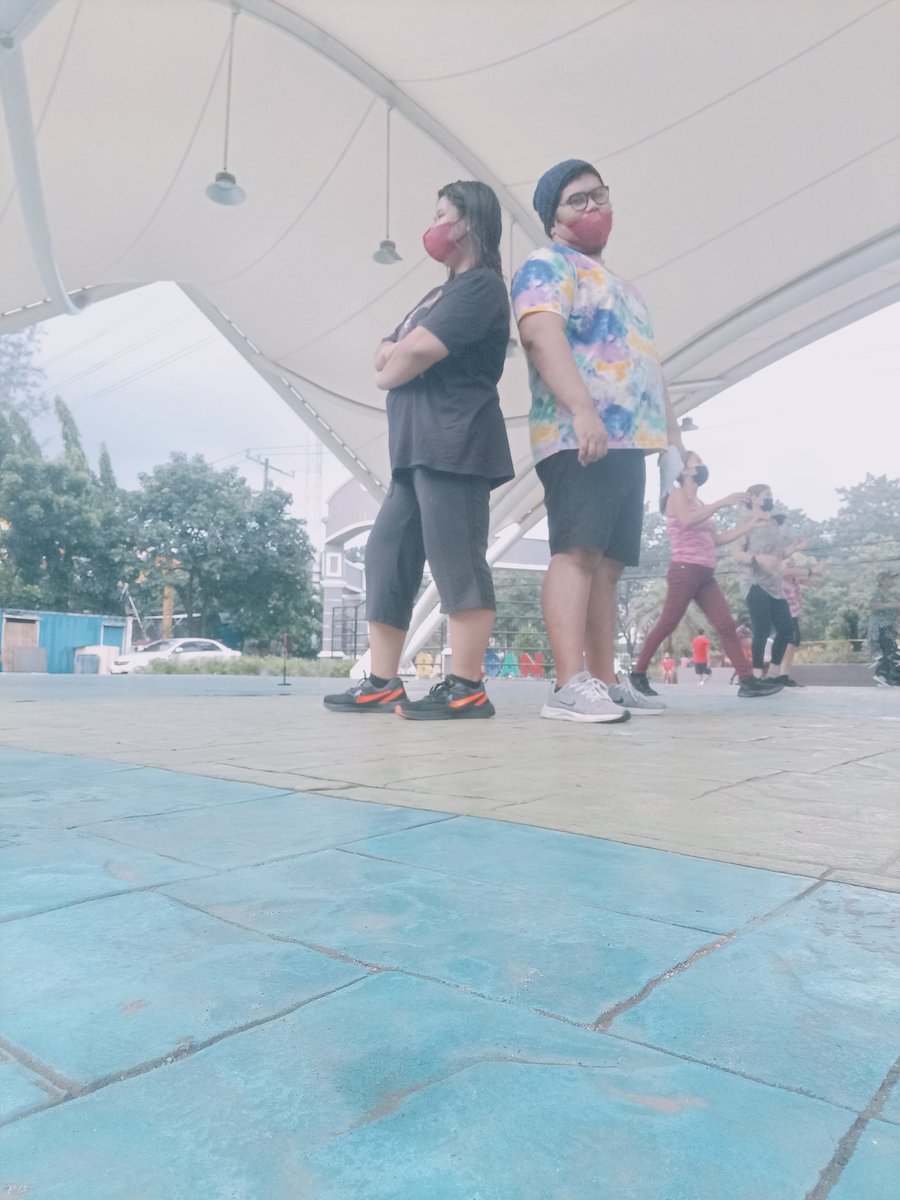 bbaeyahh's tweet photo. Zumba with my favorite person🥺❤️ https://t.co/KXj26i5VbY