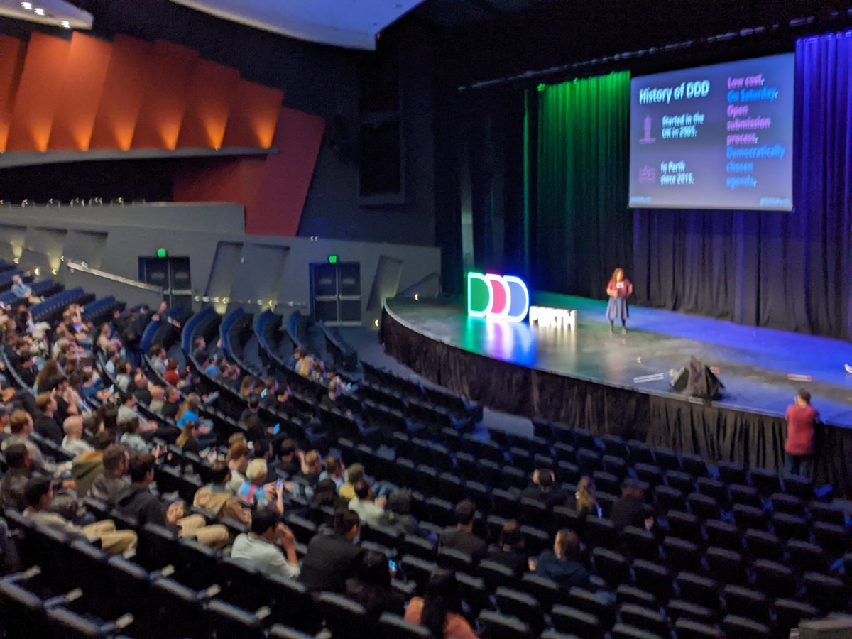 wilsonwaters's tweet photo. It begins! #dddperth 

Live streams are on
https://t.co/zIlrYnifXk https://t.co/VTr9iKU26i