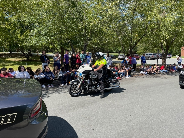 We would like to thank the First Responders of Alamance County and everywhere for their service! #heroparade