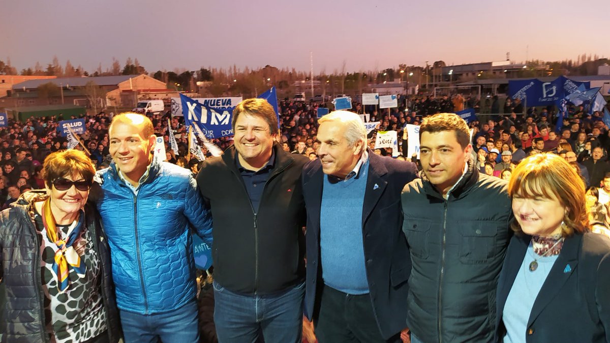 OmarGutierrezOk's tweet photo. Vivimos una verdadera fiesta de la democracia y una muestra de la unidad que caracteriza al @MPN_OK. Un modelo de libertad, independencia y autonomía, con casi 100 mil afiliados y afiliadas cuyo proyecto se construye mediante procesos de participación y debate de ideas.#HayFuturo https://t.co/2MJOj0Tpfm