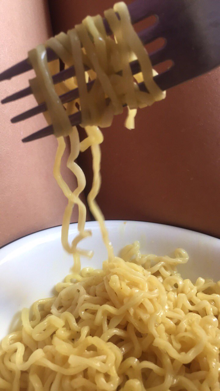 kadence on Twitter "Just enjoying my Ramon noodles https//t.co