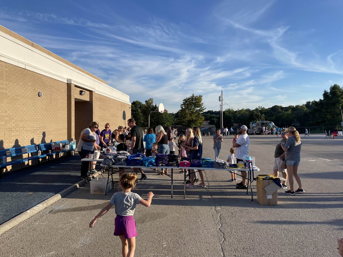 It was a beautiful night at our Back to School BBQ!