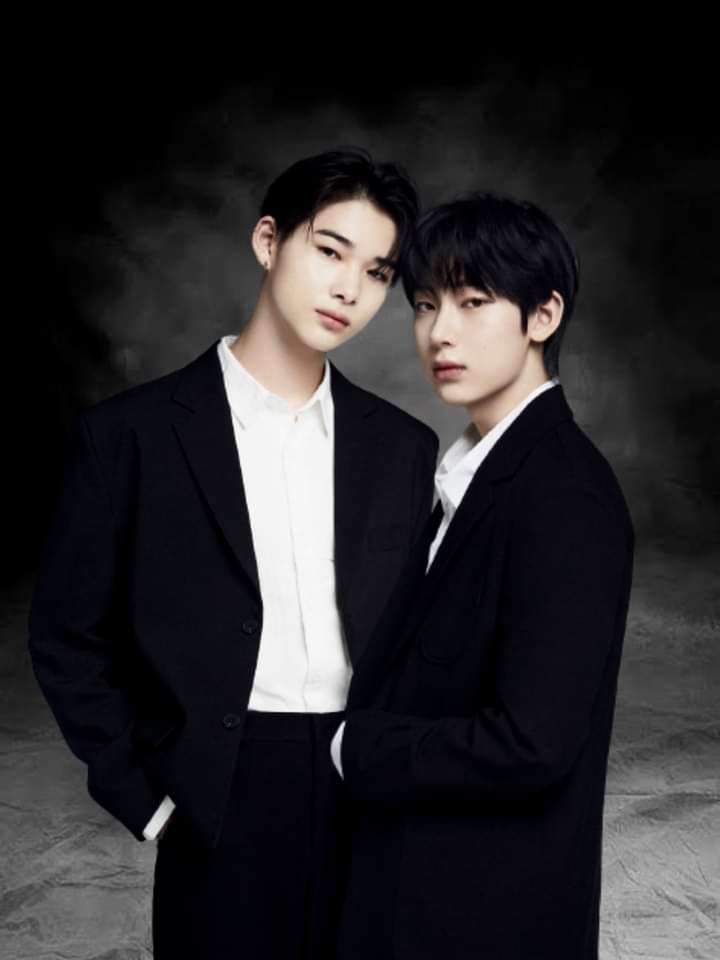 heesngzz's tweet photo. EXCUSE ME?! WHO EDITED THESE 😭
SANA MA SARAP ULAM NINYO... 
#ENHYPEN_members #ENHYPEN #SUNKI #SUNOO #NIKI

crdts: Enhypen Group https://t.co/izEKm6AOa1