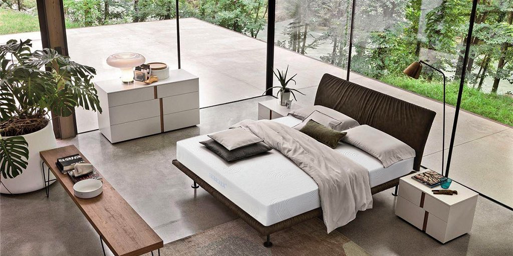 subrtex's tweet photo. Where's your quiet space?
.
.
#relaxtime #snooze #homedecor #subrtex #mattress #quietplace #cozybedroom https://t.co/AWjEdH4H8i