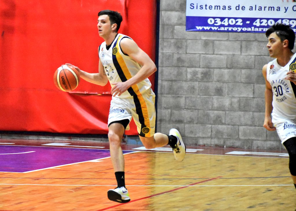 🏀 #PreFederal | Final del tercer cuarto

<a href="/ComuPergamino/">Comunicaciones</a> 64 - #Gimnasia 68