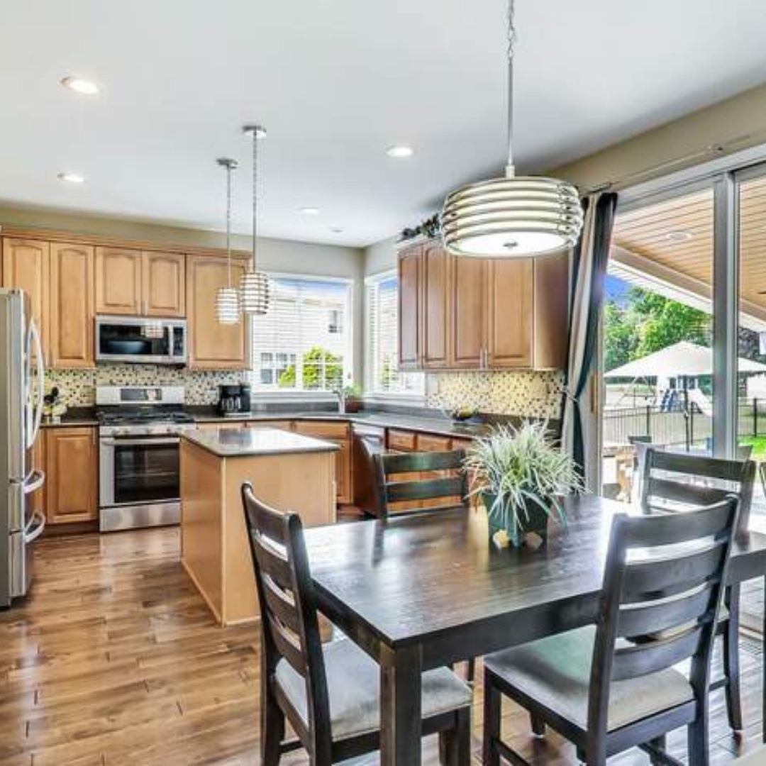 TheMacinoTeam's tweet photo. #OPENHOUSE ON SUNDAY FROM 1-3 PM; 2561 Havens Drive, #WestChicago, $575,000.

Call Suzy Macino at 630-854-8828. 

https://t.co/vu6feqnWdH https://t.co/Zn91GV4Boe