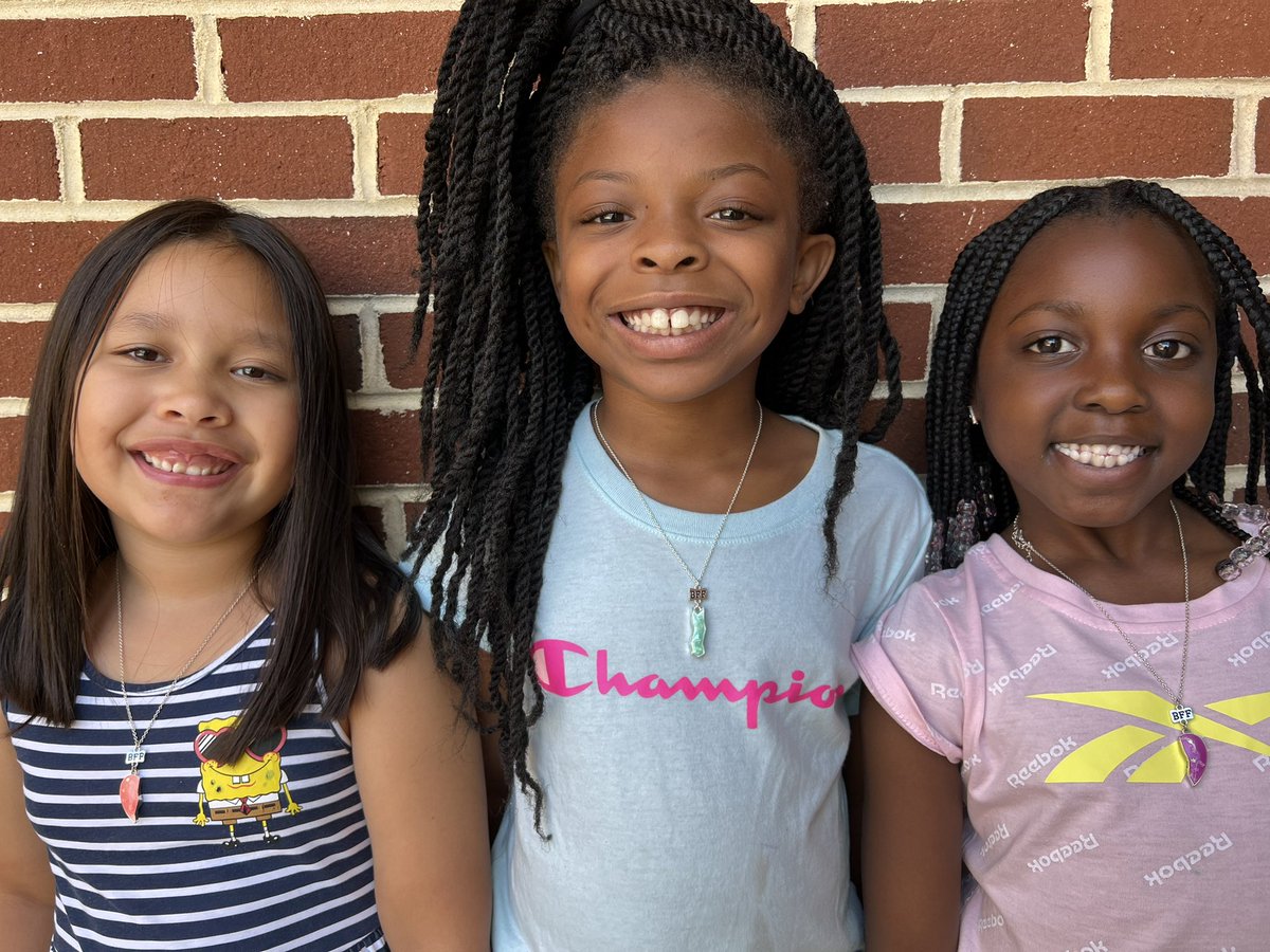 Ms. Dunn tweet media