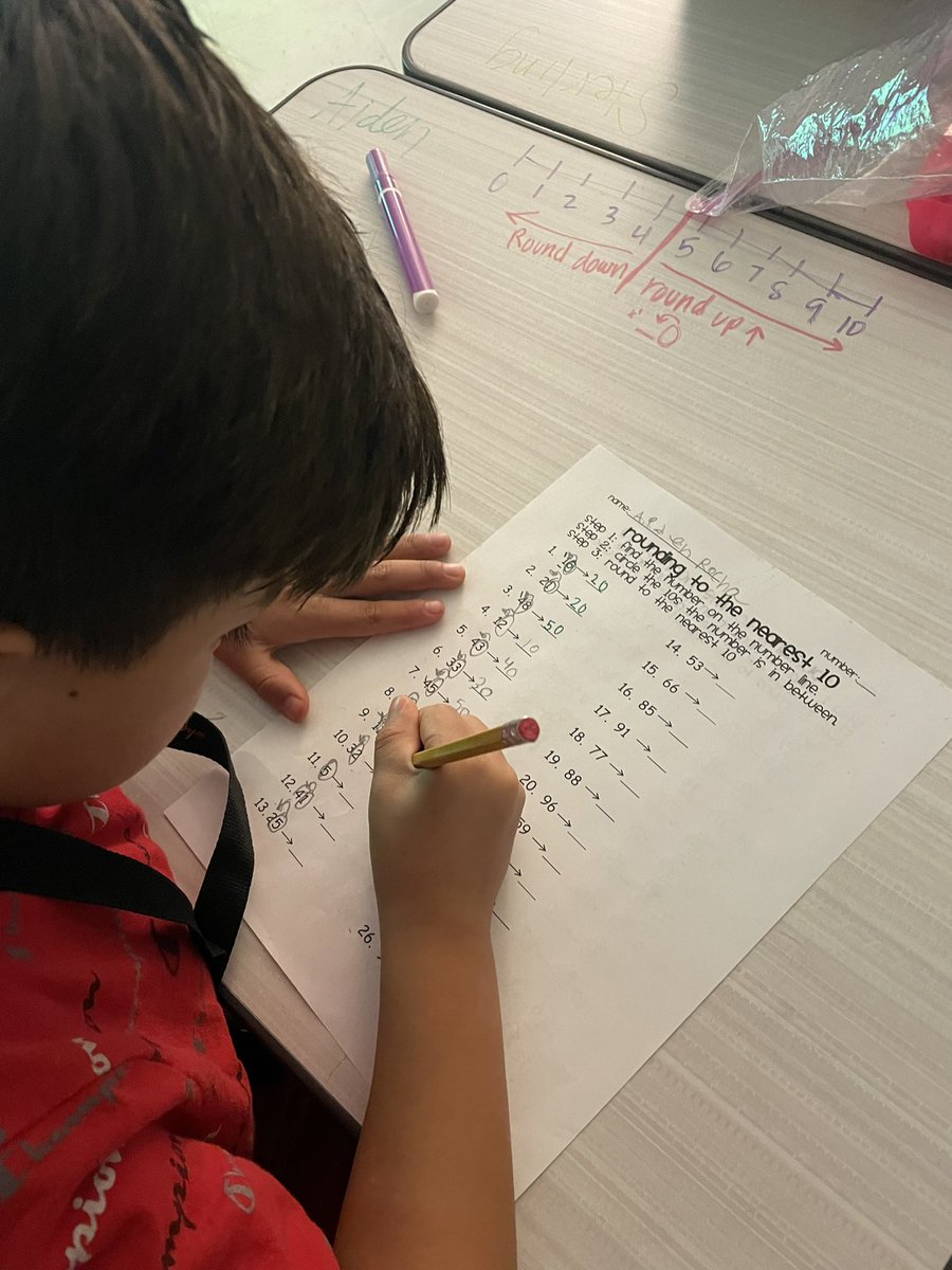 Human number lines and rounding has been fun this week 🤓 <a href="/EastsideCISD/">Eastside Elementary</a>