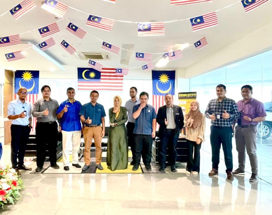JKRWoksyop's tweet photo. Pelaksanaan Audit Dalaman Sistem Pengurusan Tenaga SPT di Bangunan Bahagian Perkhidmatan Mekanikal BPMek pada 8-9 September 2022.

Auditor dari pasukan Audit Tenaga CASKT.

Alhamdulillah selesai dengan 0 NCR.

@JKRMalaysia
@JKR_CKM https://t.co/8xWMrkZLCt