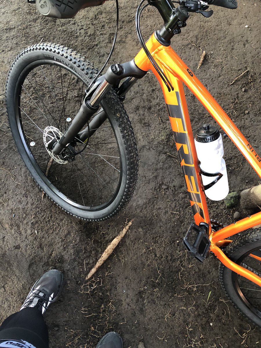 louisclaparols's tweet photo. Test driving the new bike 🚴‍♀️ #TrekBikes #Marlin6 https://t.co/fIBUoYmHys