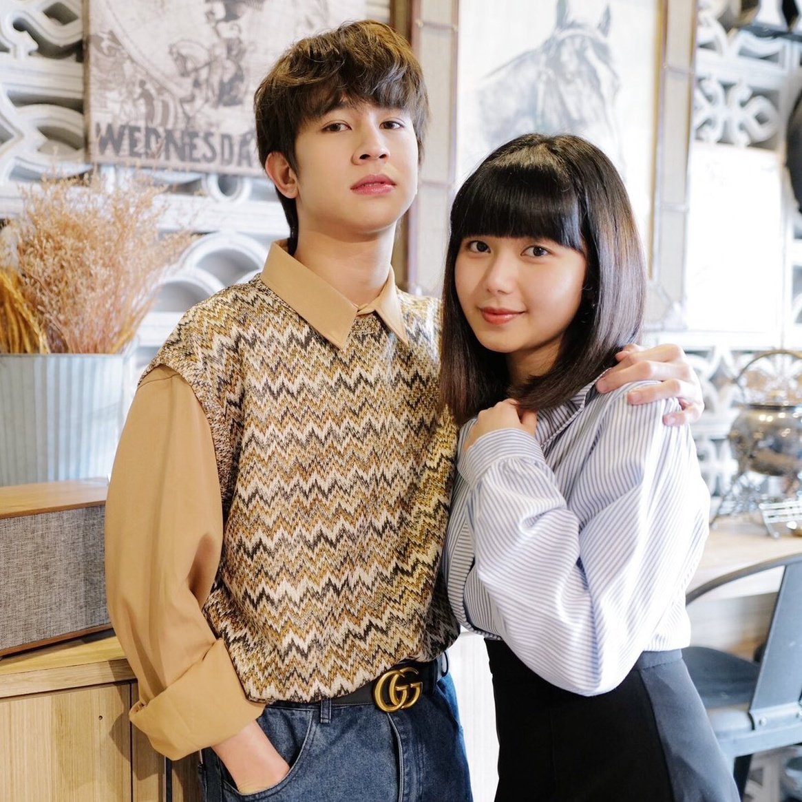 ST_PloyNarin's tweet photo. #.NewProfilePic bersama ayang 😳 https://t.co/YtTUnKL05P