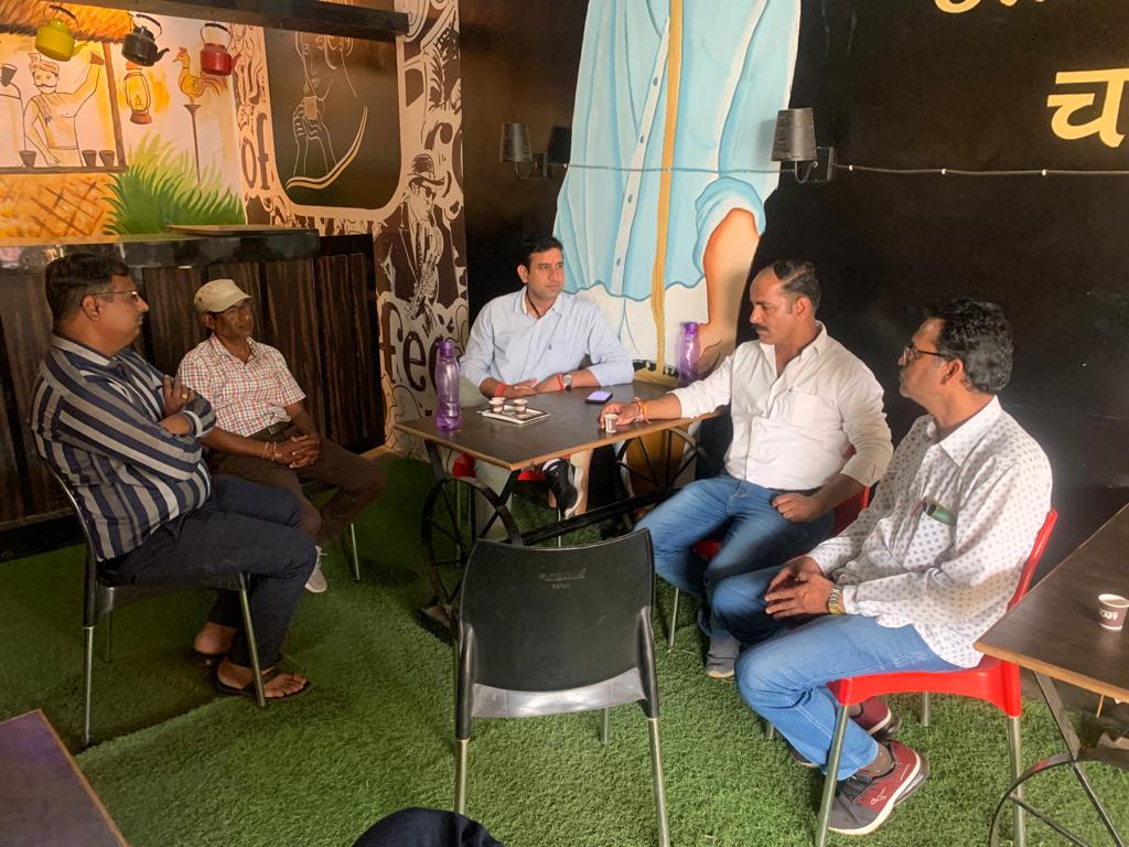 #अपनो_के_बीच
#प्रतापगढ_प्रवास के दौरान रेसला जिलाध्यक्ष विक्रम जी कोठारी ,ऋषिकेश जी पालीवाल प्रतापगढ  ब्लॉक् अध्यक्ष ,अरविंद जी पीपलखूंट ब्लॉक अध्यक्ष, राकेश जी राठौड़ रेसलियन साथियो से मिलना हुआ ।
#RESLA_2022
#रेसला_परिवार_झुन्झुनू
<a href="/MohanSihag24/">Mohan sihag</a>
@NirmalChoudhery @SumerKhatana8