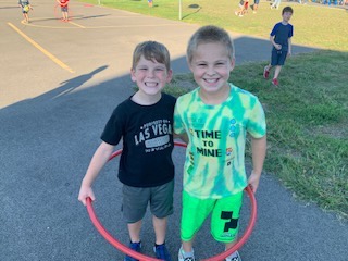 School_D15's tweet photo. Riverwood’s Back To School Picnic Night was so much fun! #d15rocks #rwrascals https://t.co/GnnUaimfF9