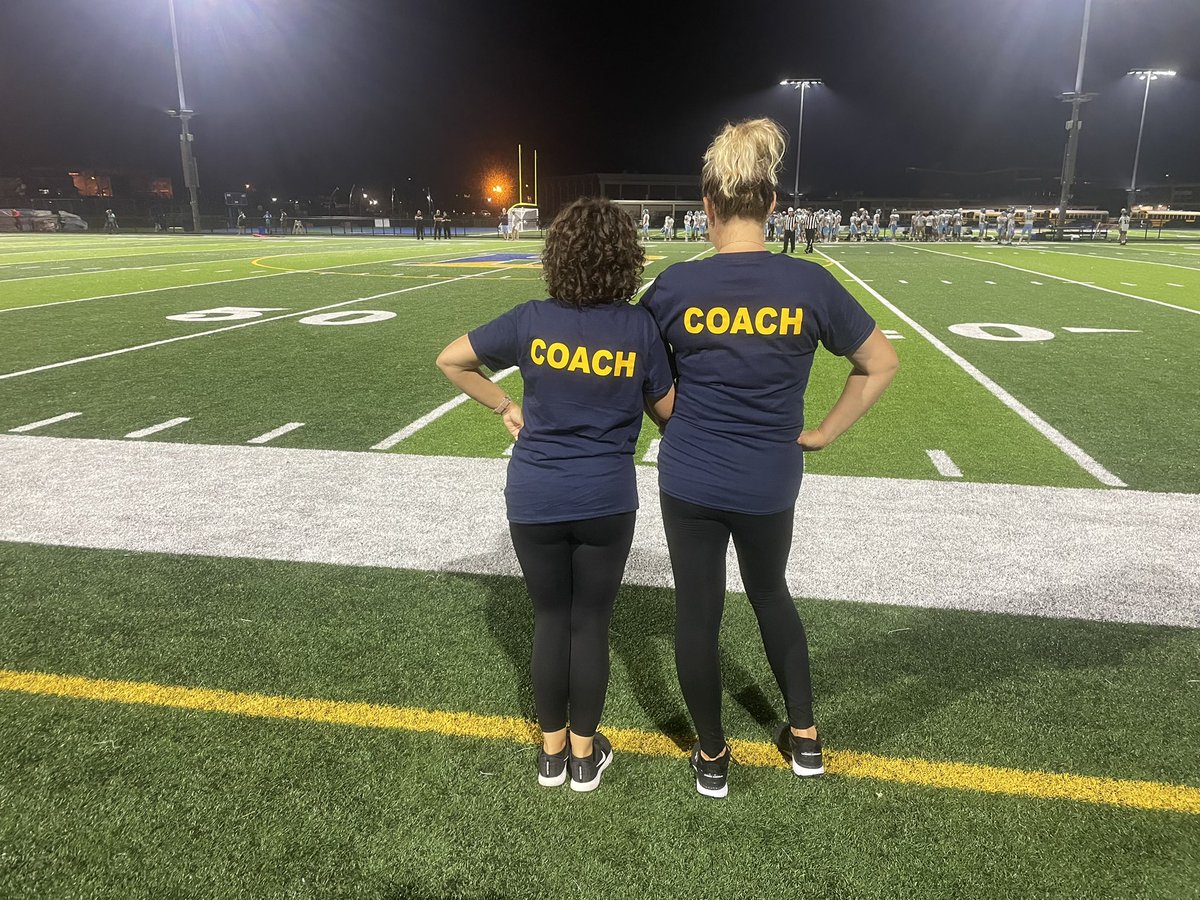 MrsGio828's tweet photo. Friday night lights with my main girl “coaching “ our Bucs !!! Game day in Buctown💙💛!!!  @HurtaHistory @BHS_NJ https://t.co/QjcViWgIQv