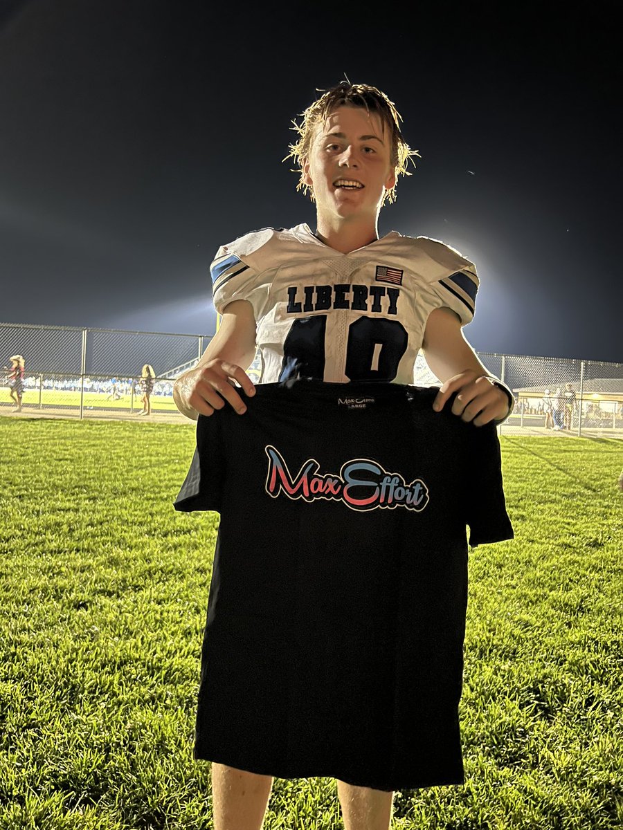 StoriedRivals's tweet photo. Your @maxeffortmuscle Player of the Game from Liberty - Berlin is RB Jake Struck!!

@JakeStruck1 scored twice, including the game-winner for the Patriots with 5:37 to play 💪 https://t.co/iBblhFJKv6