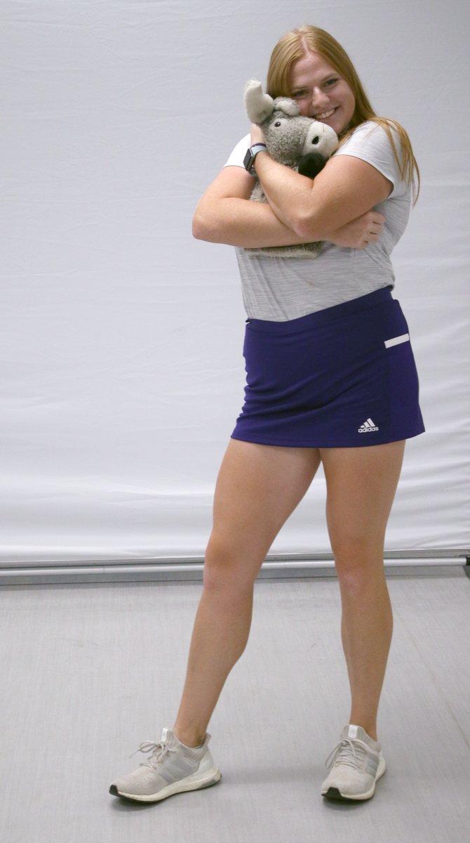 ⛳️Women's Golf | #GoConqs 

Media day for <a href="/GoConqsWGolf/">Dodge City CC Women’s Golf</a> as they gear up for their first fall tournament next week 

Check out a few some snapshots📸from media day #GoConqs