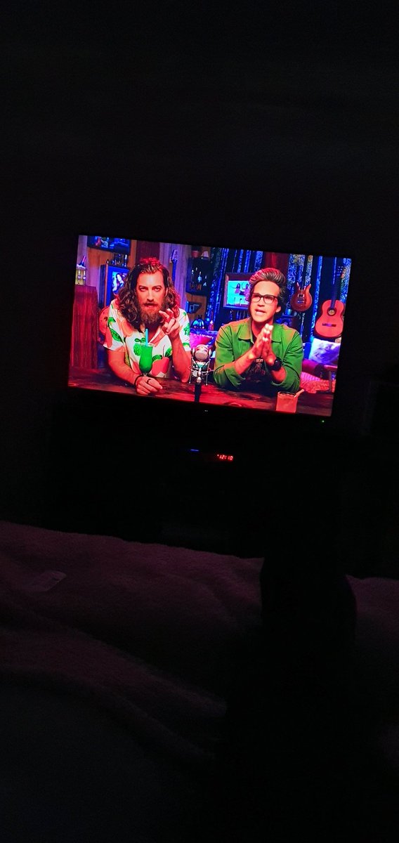 GrahamKelsey's tweet photo. Watching some #GoodMythicalEvening with the wife @Holly_Kelsey_ thank you for the fun @Mythical https://t.co/VuSduOQni2