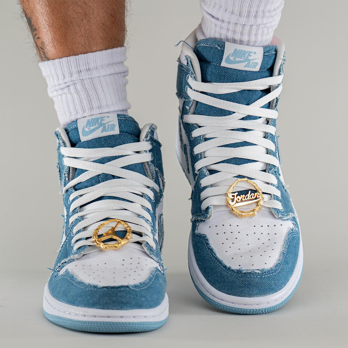 houseofheat's tweet photo. The Air Jordan 1 High OG “Denim” drops Sept. 22

DETAILS: https://t.co/AKYKq48LcB https://t.co/JnwsCeDKAy
