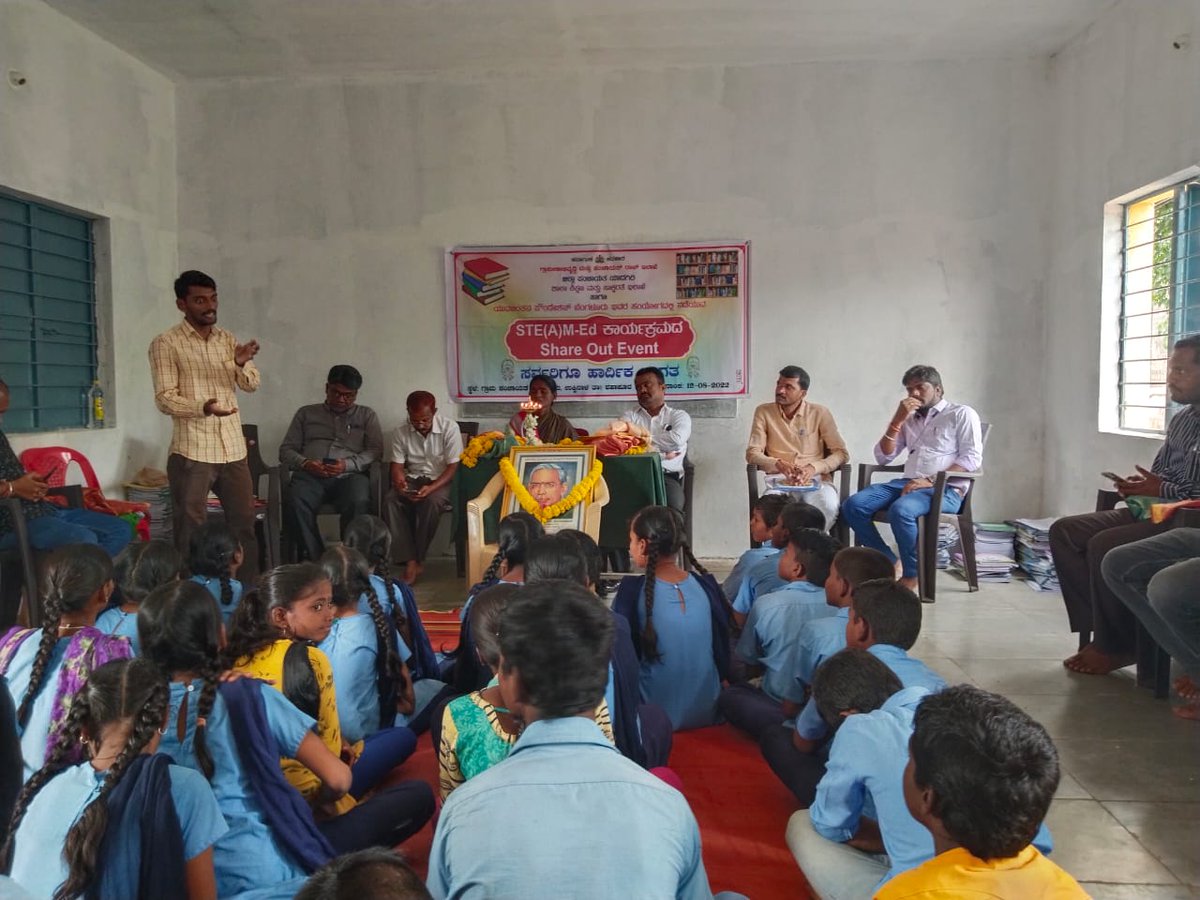 BasavanandM's tweet photo. ಶಹಾಪುರ EO ಸೋಮಶೇಖರ್ ಬಿರಾದಾರ್ ಸರ್ STE(A)M-Ed ShareOut Event @GPL UKKINAL ದಲ್ಲಿ ಭಾಗಿಯಾಗಿ ವಿದ್ಯಾರ್ಥಿಗಳೊಂದಿಗೆ ಚರ್ಚಿಸುತ್ತಿರುವುದು.
STE(A)M-Ed Ydg &amp; Koppal
@readingkafka @ZP_Yadgir @YCFnews https://t.co/tfmuze9vM2