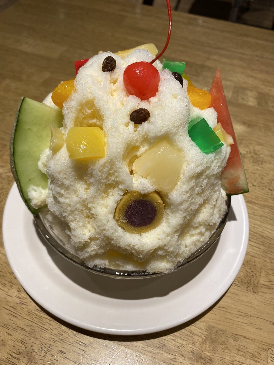 Mako_551's tweet photo. むじゃき@鹿児島天文館

白熊レギュラーサイズ

ミルクが濃くて、かわいいだけでなく、ちゃんとおいしい💕

つん白熊も気になる☺️ https://t.co/6XkBky7z2H