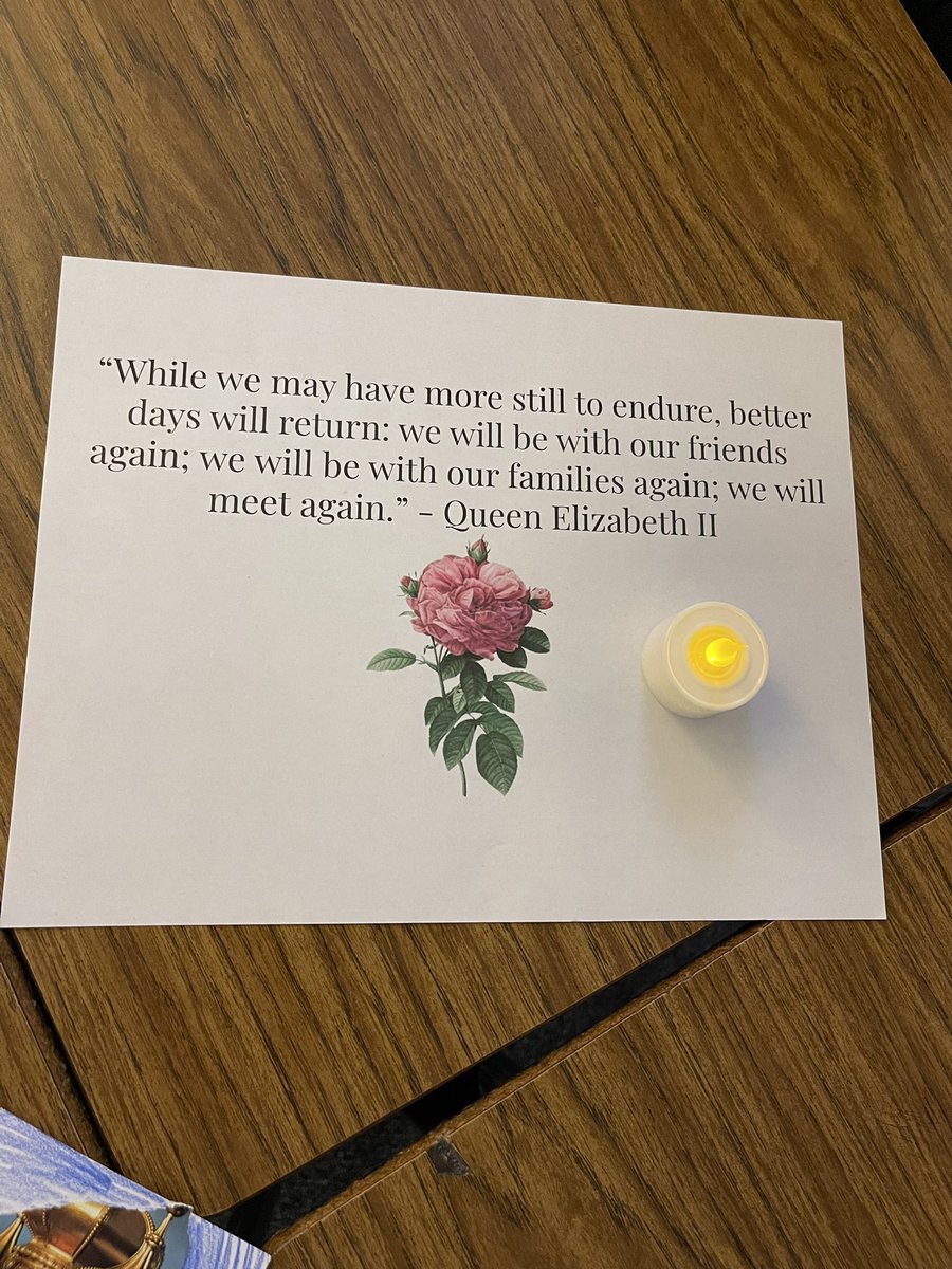 The past two days have been filled with so many good conversations with students about recent events. It’s important to remember to live in the moment. One teacher spent time remembering the Queen today! <a href="/SA_GlennRaiders/">@SA_GlennRaiders</a> #differencemaker #QueenElizabeth #ourpeoplemakeadifference