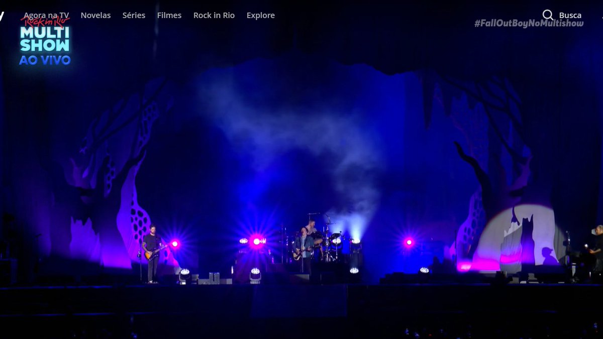axolook31's tweet photo. Um destaque pra Immortals que eu não comentei na hora, mas amo demais 🤖❣️
#FallOutBoyNoMultishow #RockInRio https://t.co/cYX2aLBq6l