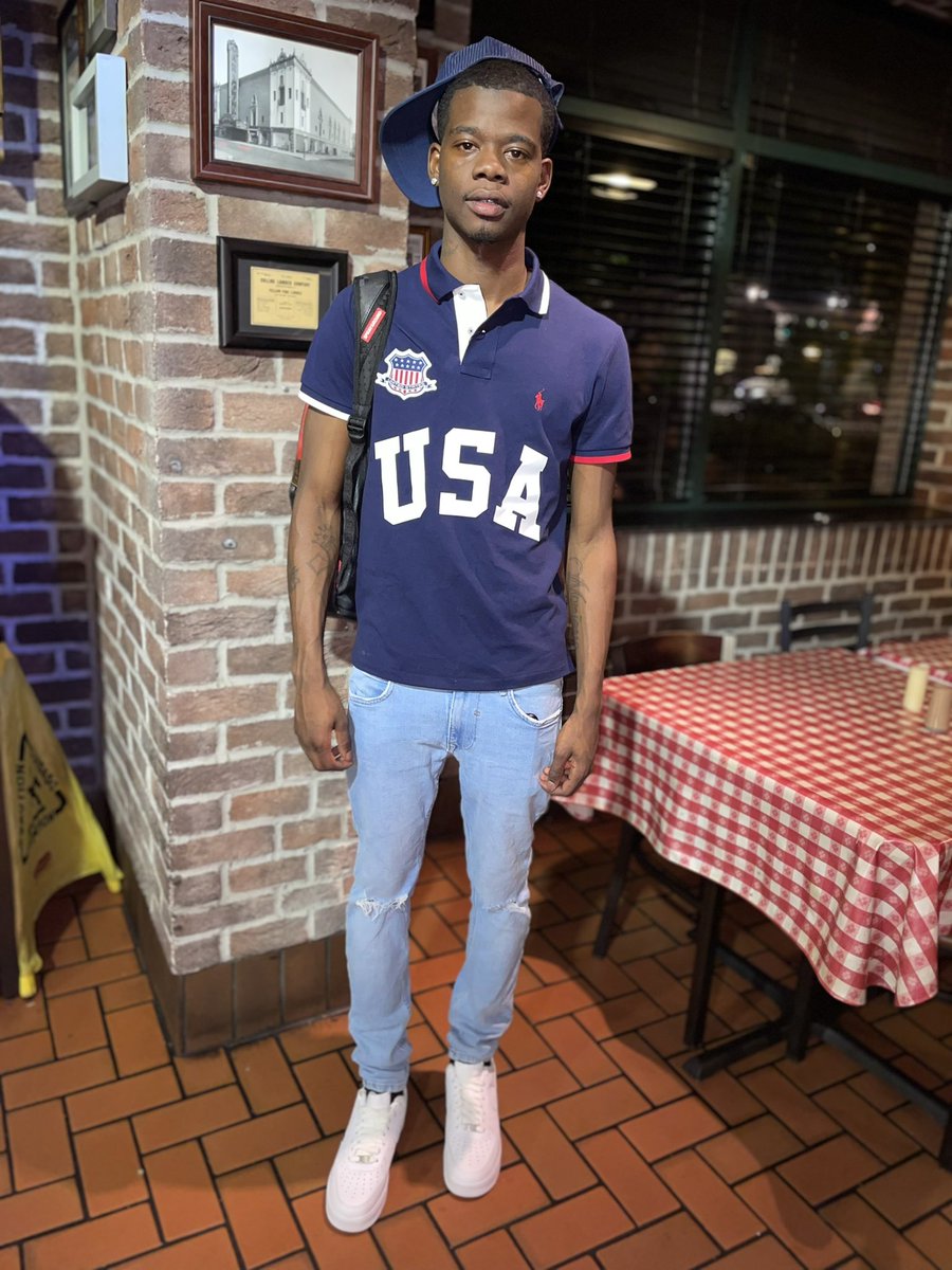 bobboslime228's tweet photo. Put that Polo On Now I Feel Like Jaylo In 2011 🅱️💤
#228
#SwervSteppa https://t.co/RPeDNOHDjO