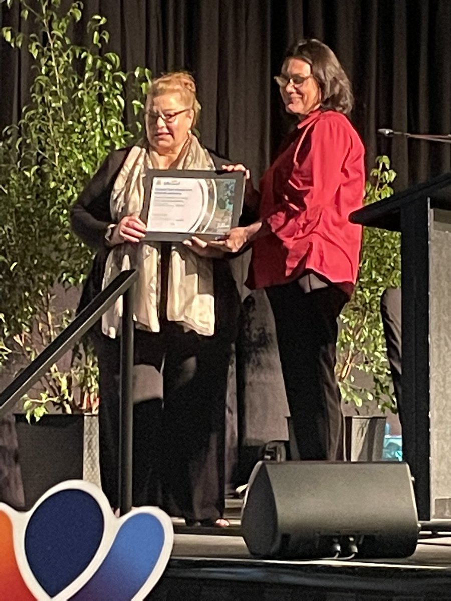 KylieCat5's tweet photo. Minister for Education and Training @sueellery opening #WACSSOConference 2022 and presenting the @lotterywest sponsorship to President Pania Turner ππ½ππ½ππ½ https://t.co/MKxYq510Wo